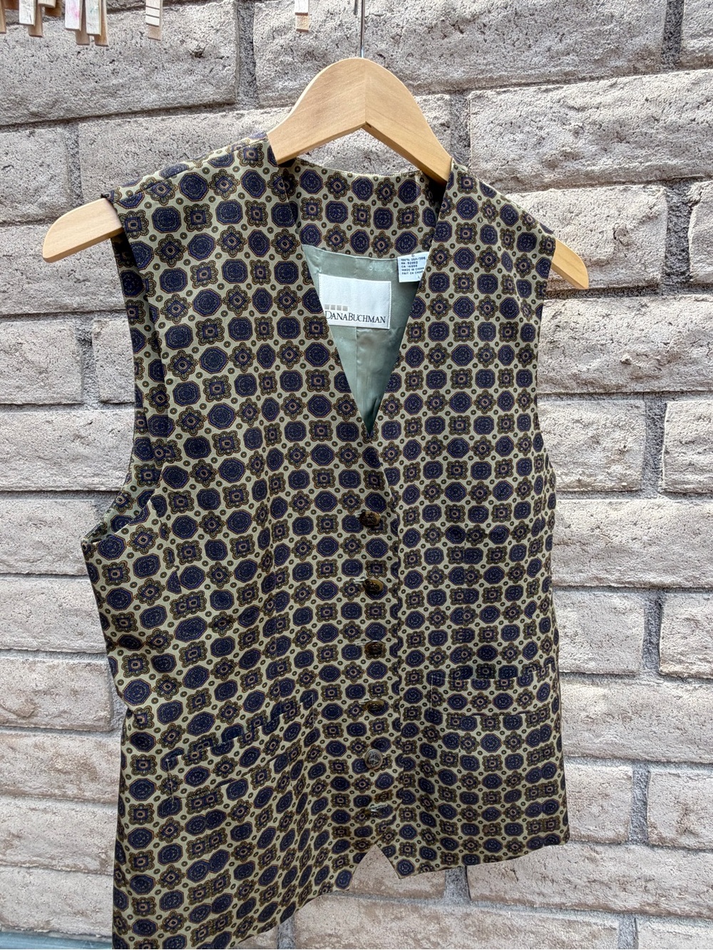 Silk vest